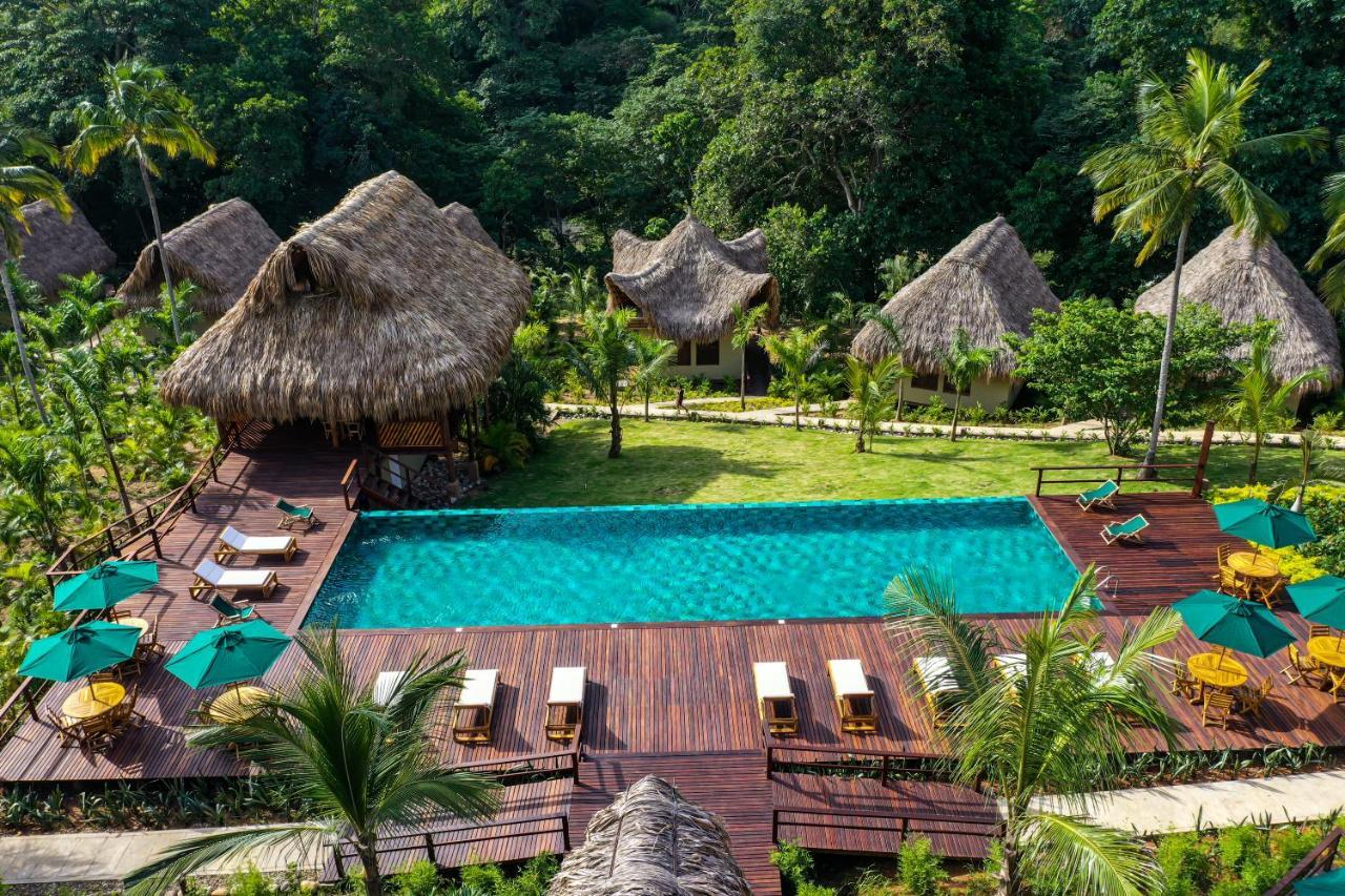 Senda Watapuy Hotel El Zaino Exterior photo The resort's pool