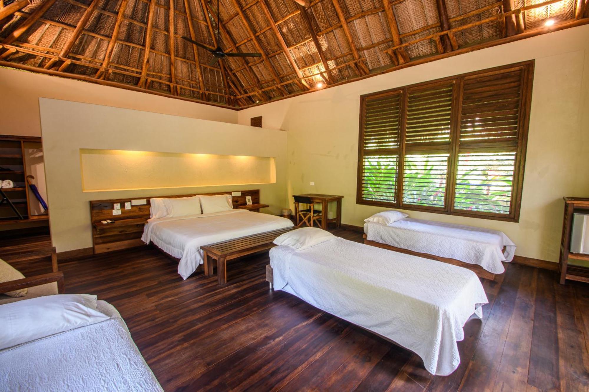 Senda Watapuy Hotel El Zaino Exterior photo Family Suite