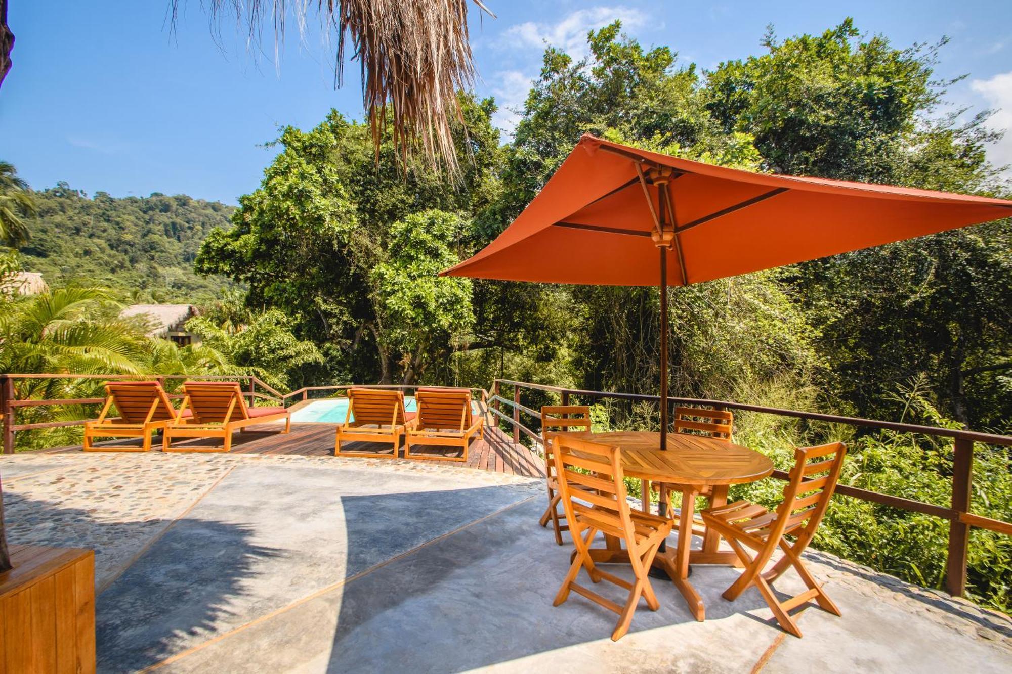 Senda Watapuy Hotel El Zaino Exterior photo The resort's pool