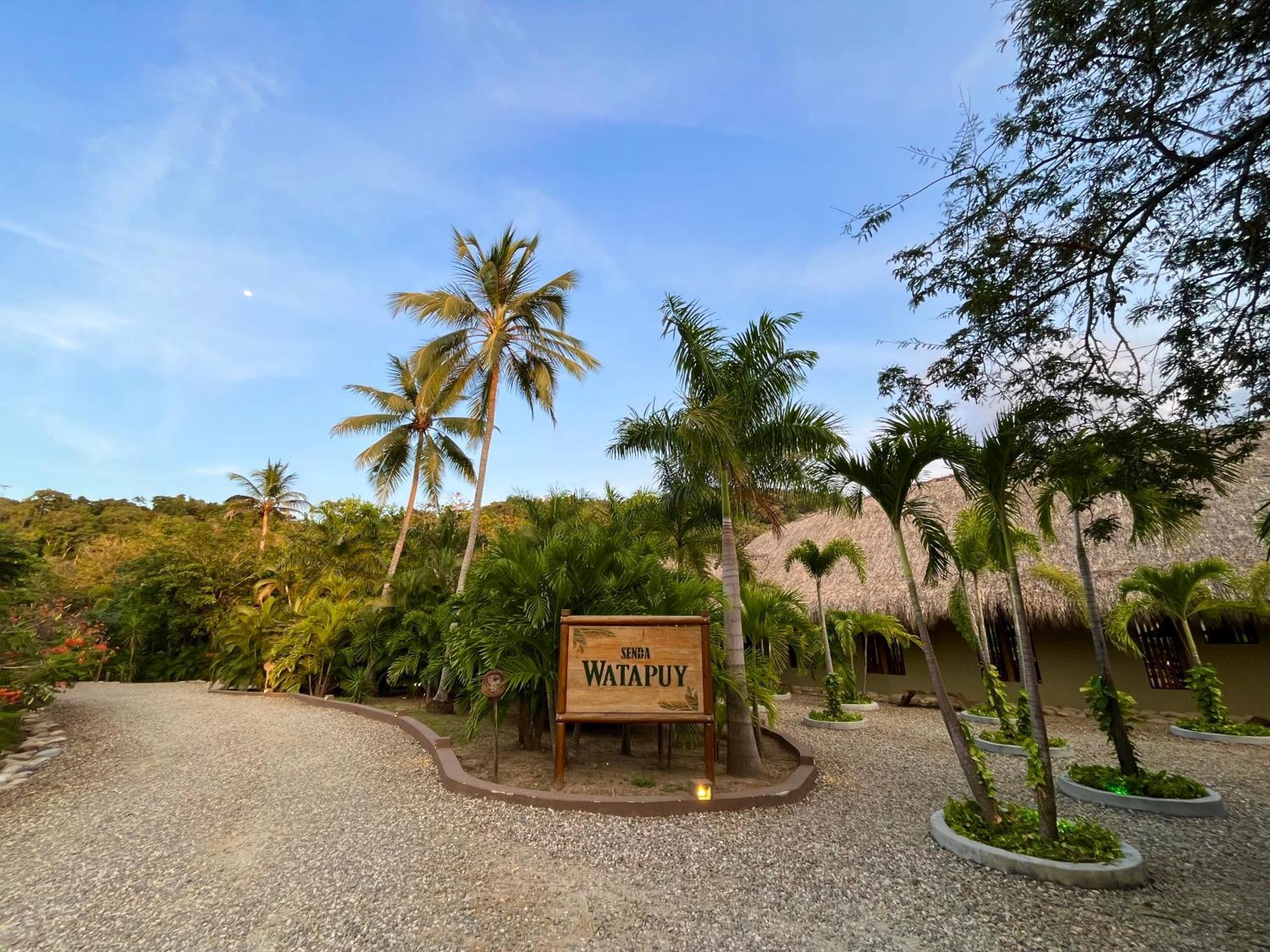 Senda Watapuy Hotel El Zaino Exterior photo Entrance to the hotel